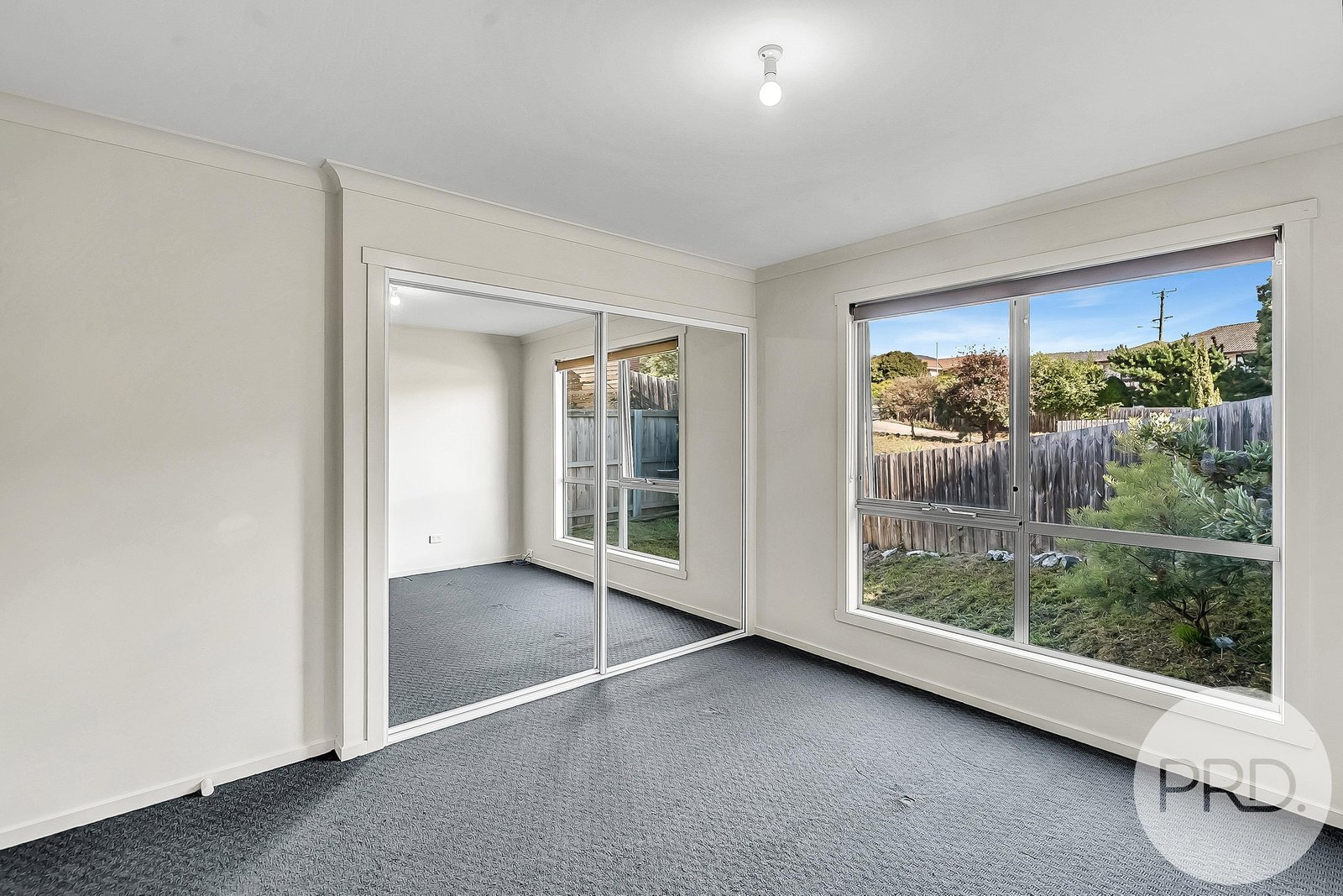 2/12a Abbotsfield Road CLAREMONT 6