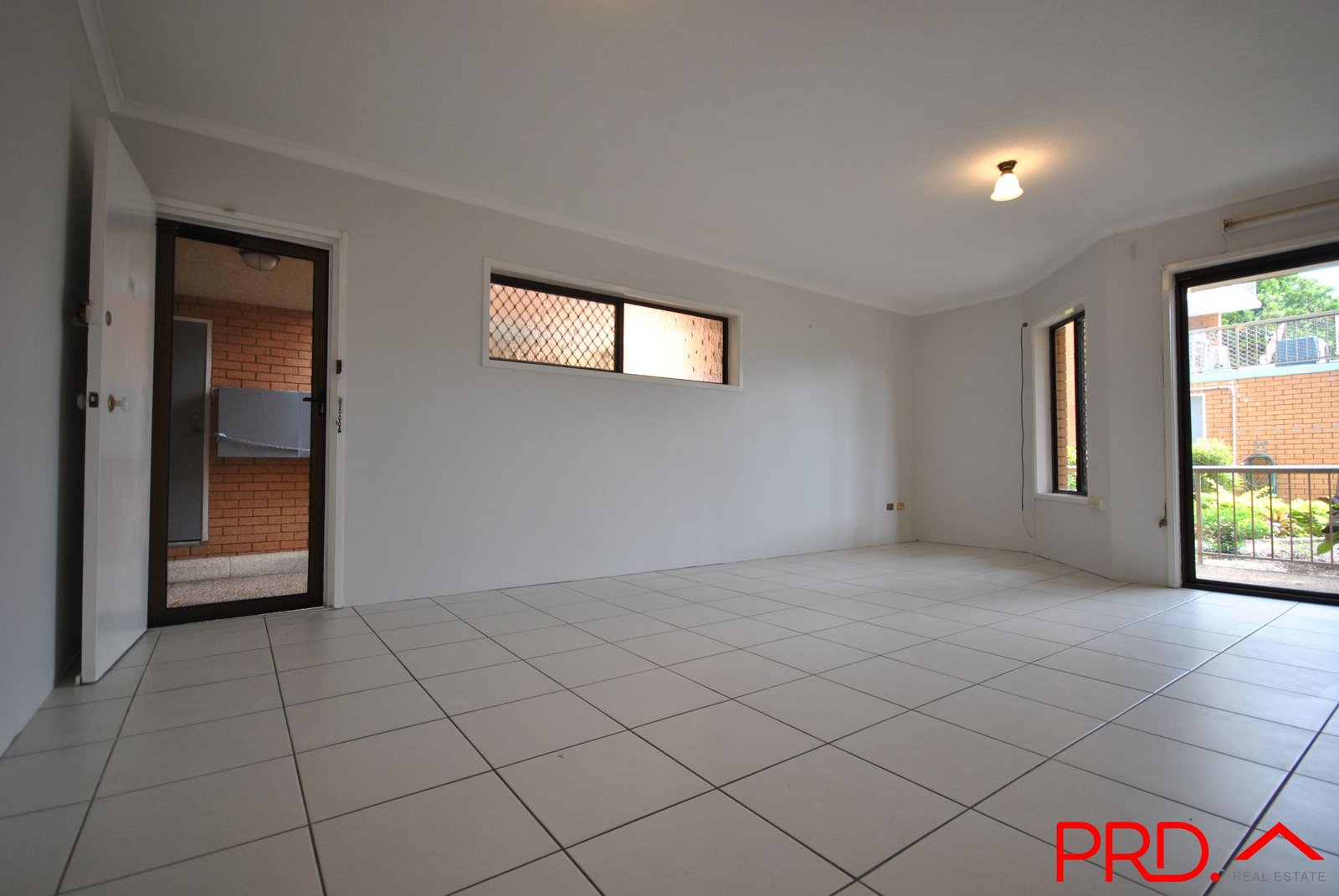 2/13-15 North Street SOUTHPORT 2