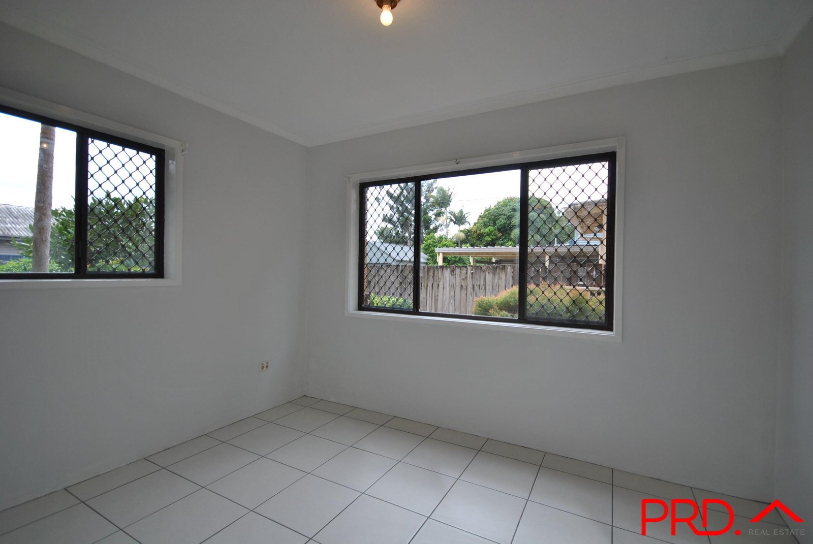 2/13-15 North Street SOUTHPORT 8