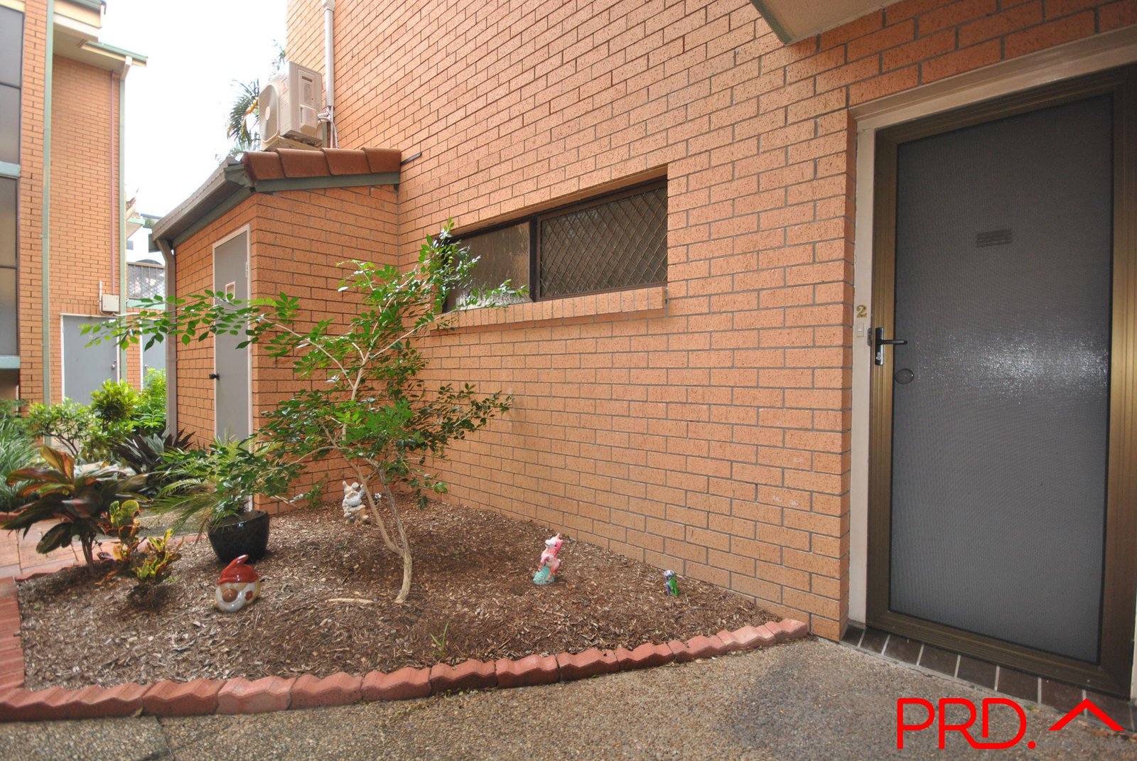 2/13-15 North Street SOUTHPORT 12