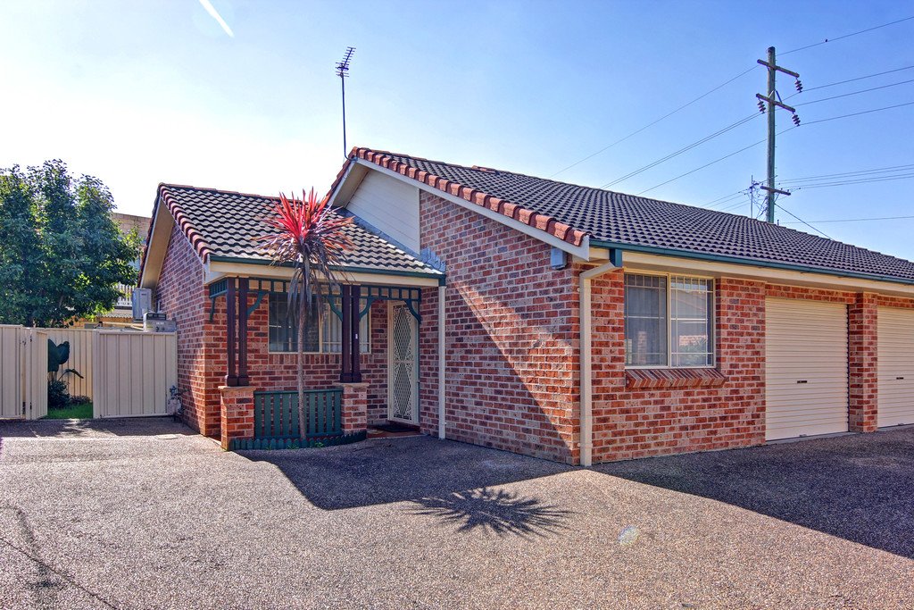 2/13-15 Osborne Street DAPTO 1