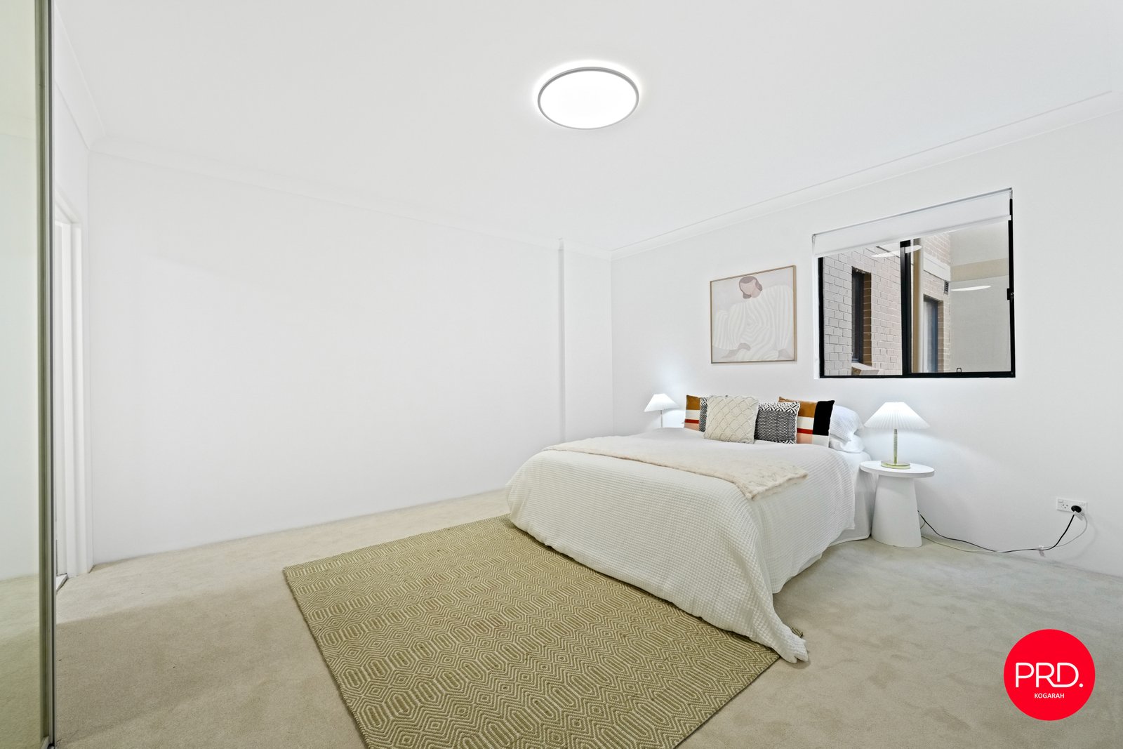 2/13-19 Hogben Street KOGARAH 7