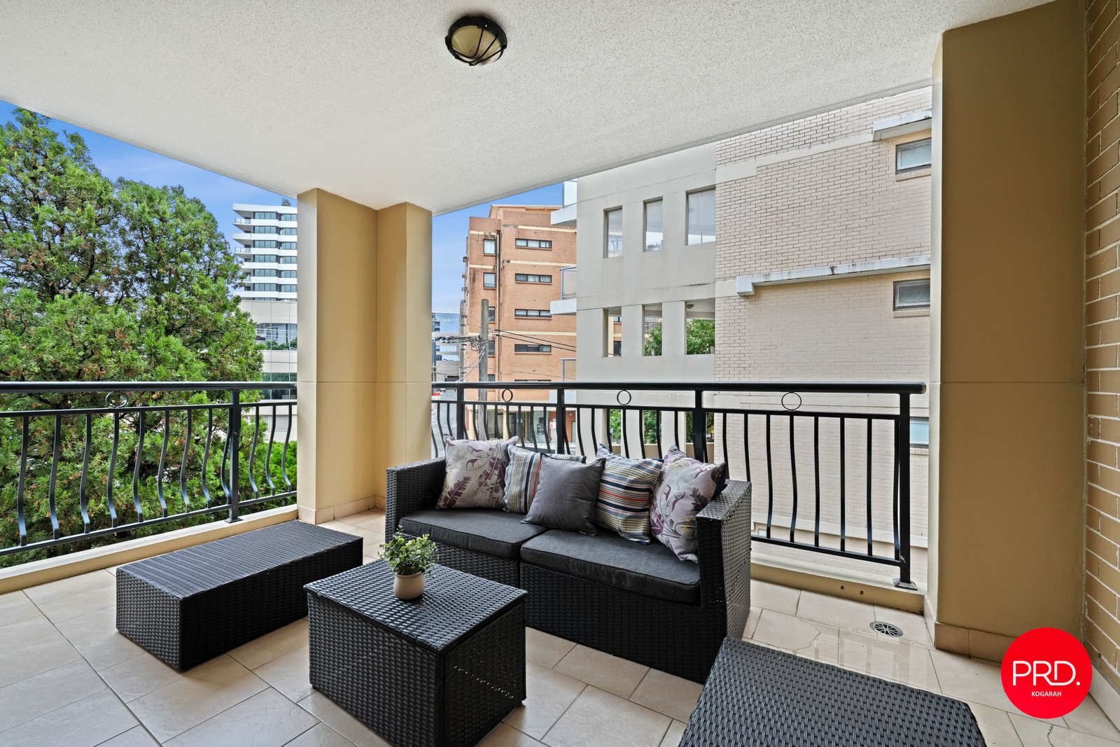 2/13-19 Hogben Street KOGARAH 10