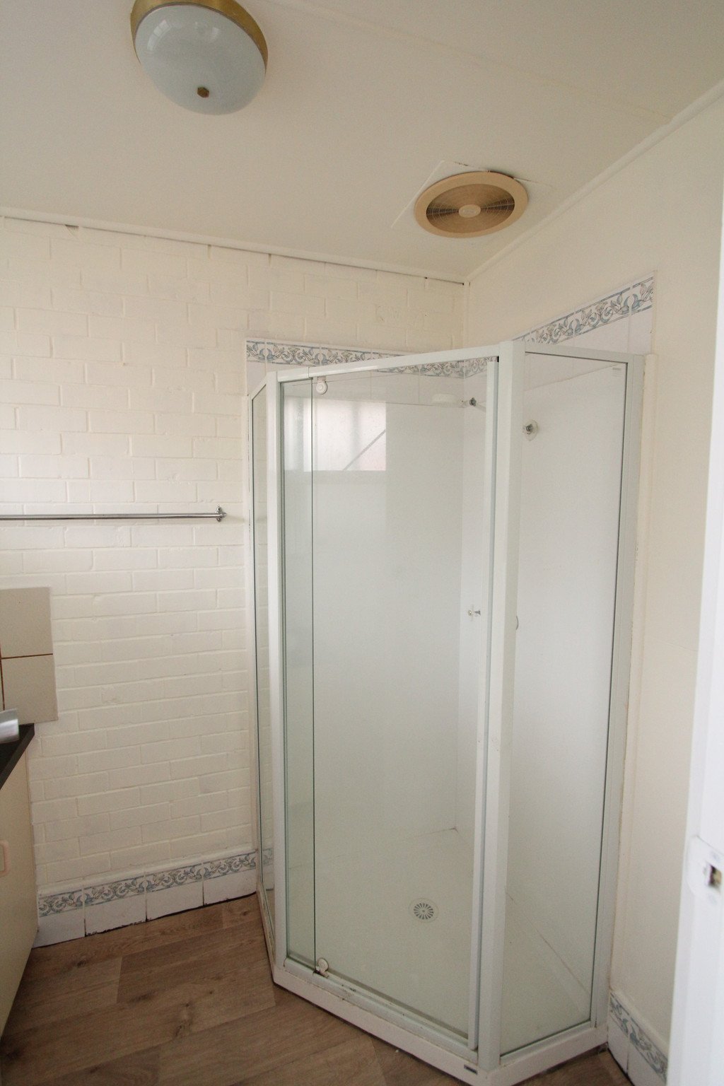 2/13 Aminya Avenue DELACOMBE 4