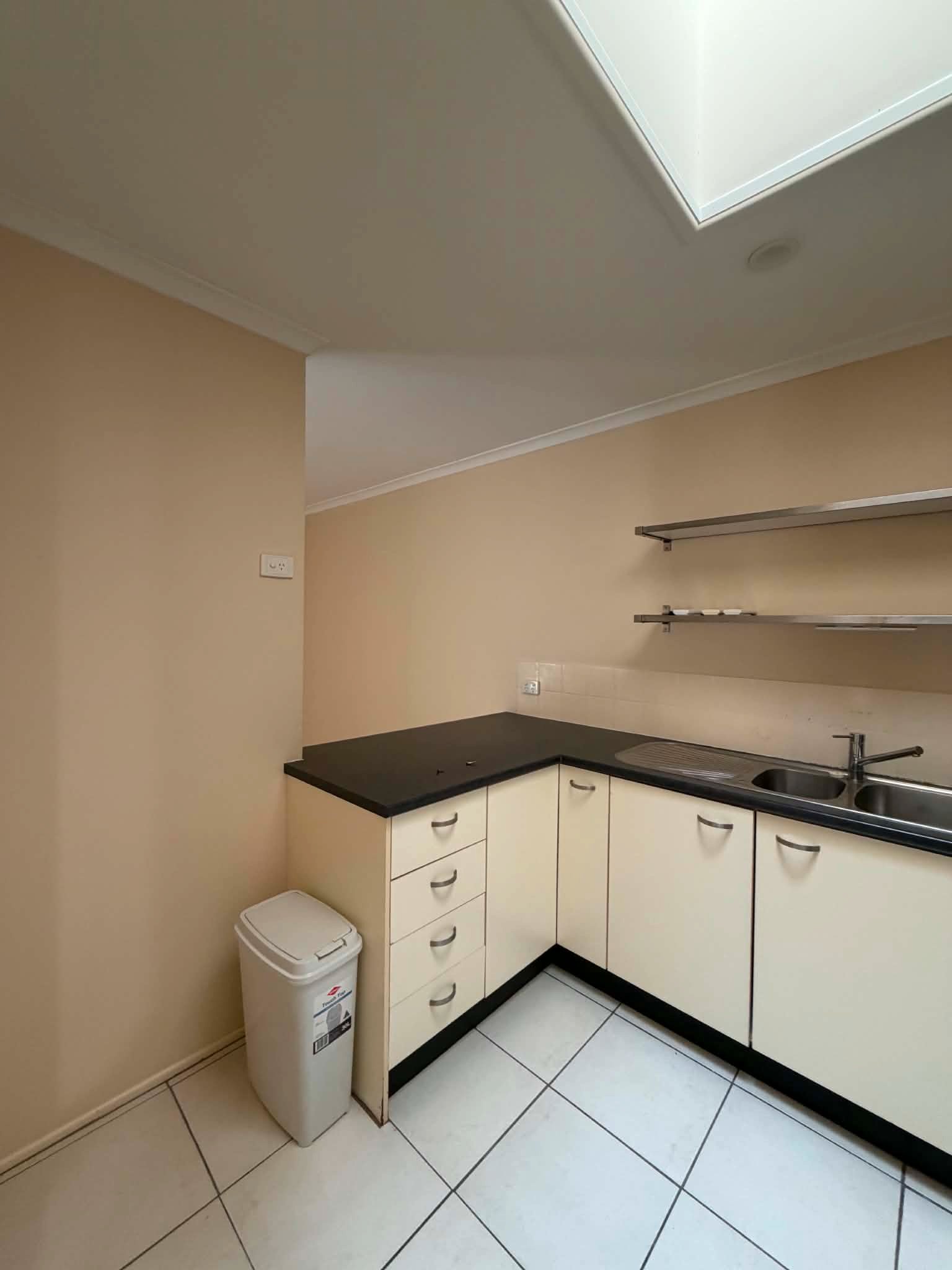2/13 Aragorn Street MAROOCHYDORE 7