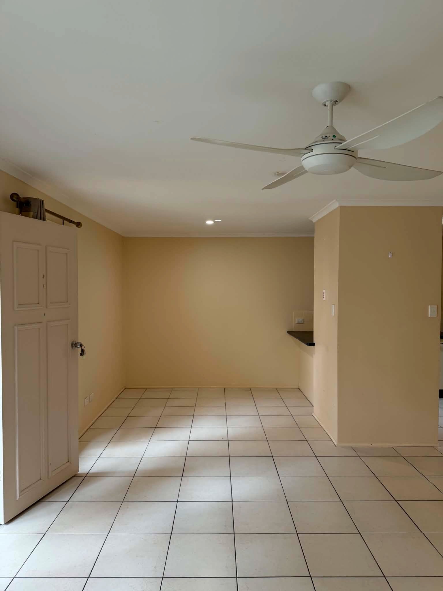 2/13 Aragorn Street MAROOCHYDORE 8