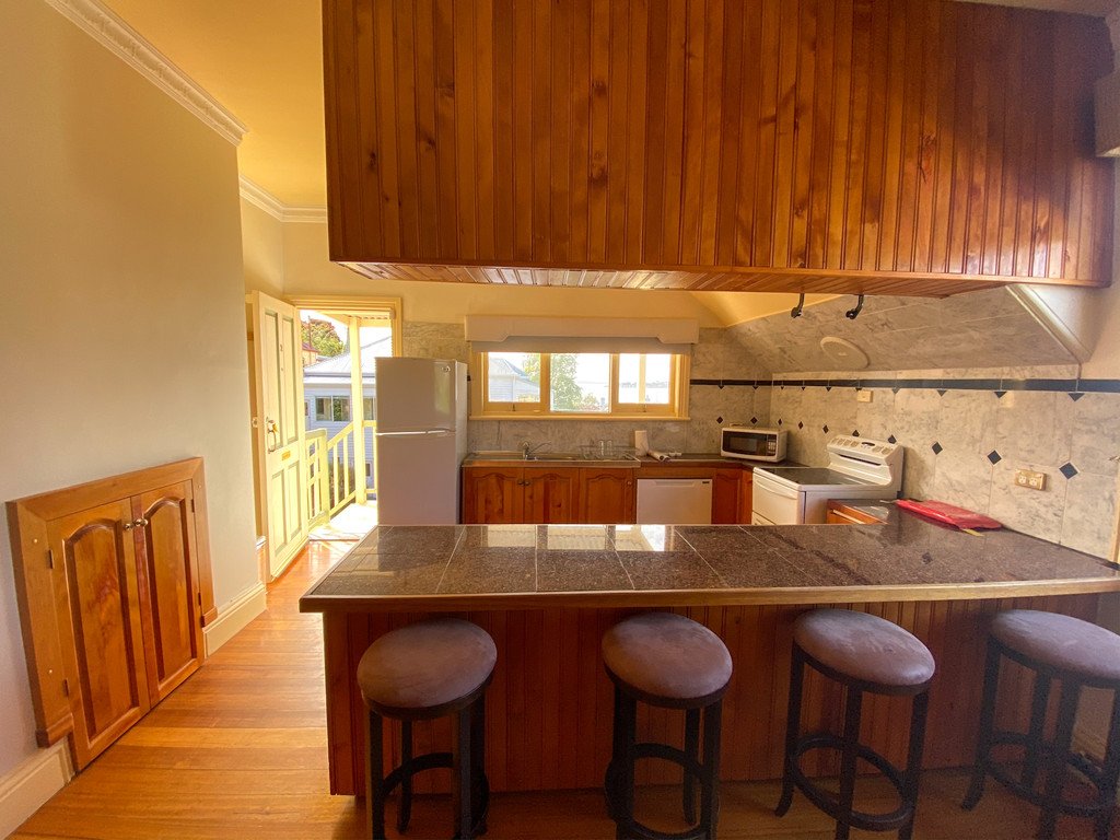 2/13 Bath Street BATTERY POINT 3