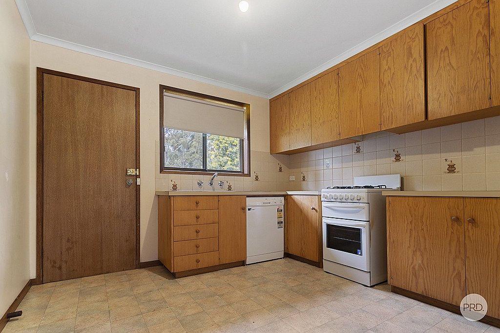 2/13 Beverley Street KANGAROO FLAT 2