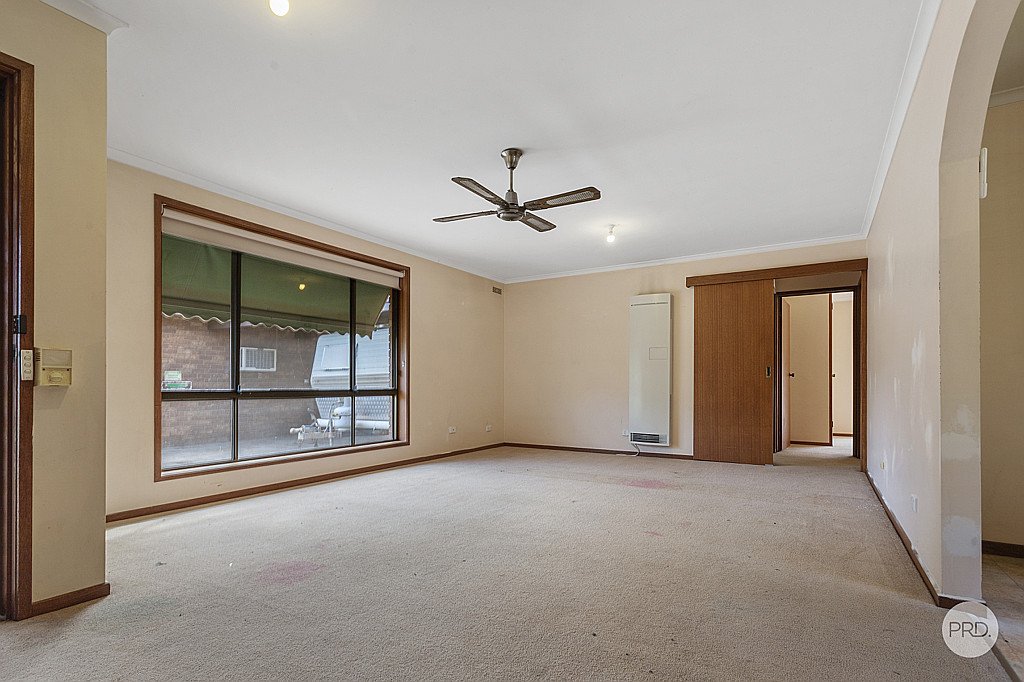 2/13 Beverley Street KANGAROO FLAT 3