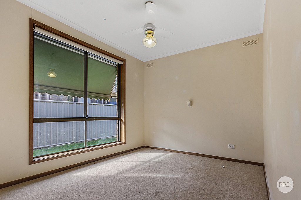 2/13 Beverley Street KANGAROO FLAT 4