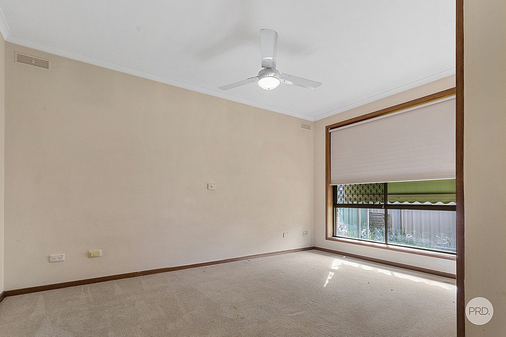 2/13 Beverley Street KANGAROO FLAT 5