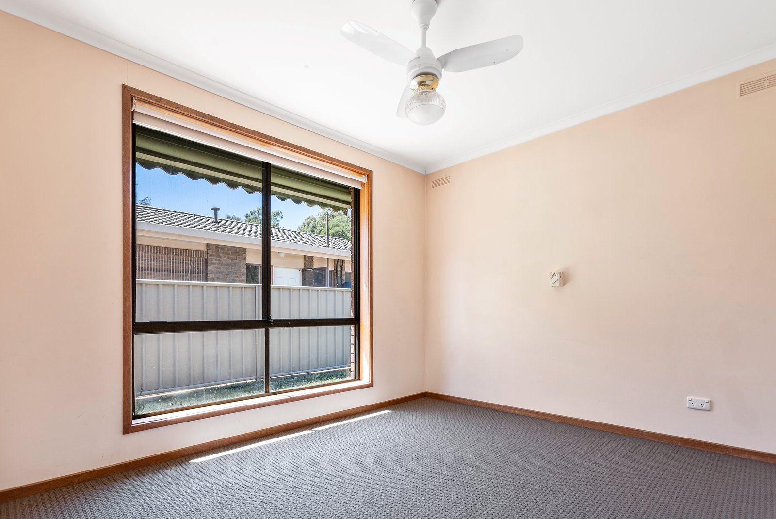 2/13 Beverley Street KANGAROO FLAT 5