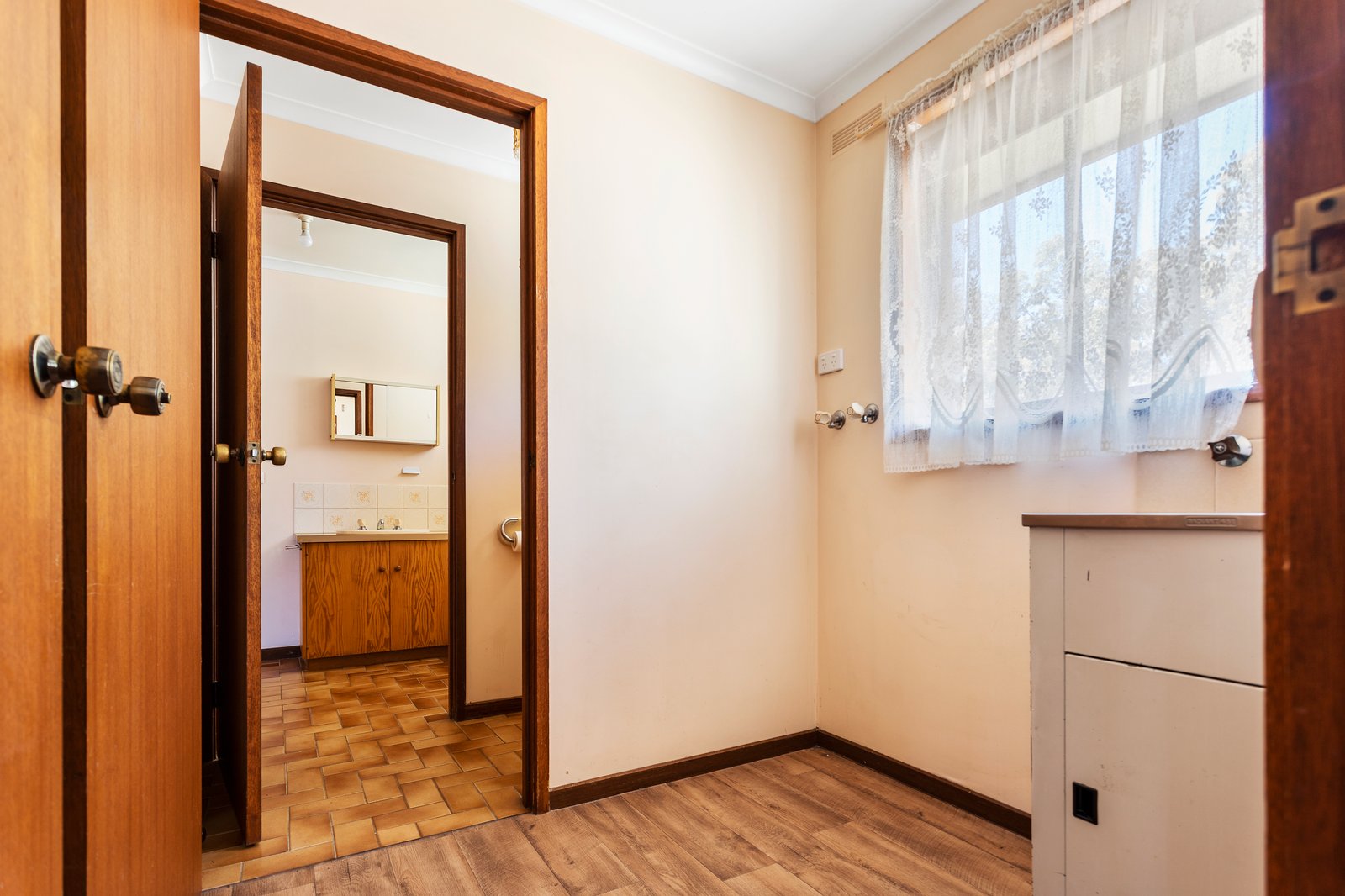 2/13 Beverley Street KANGAROO FLAT 8