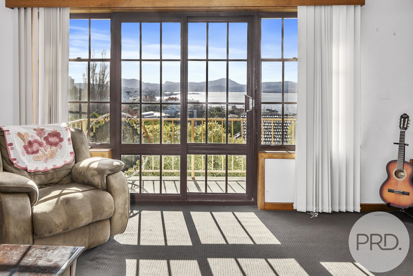 2/13 Cedar Court SANDY BAY 9