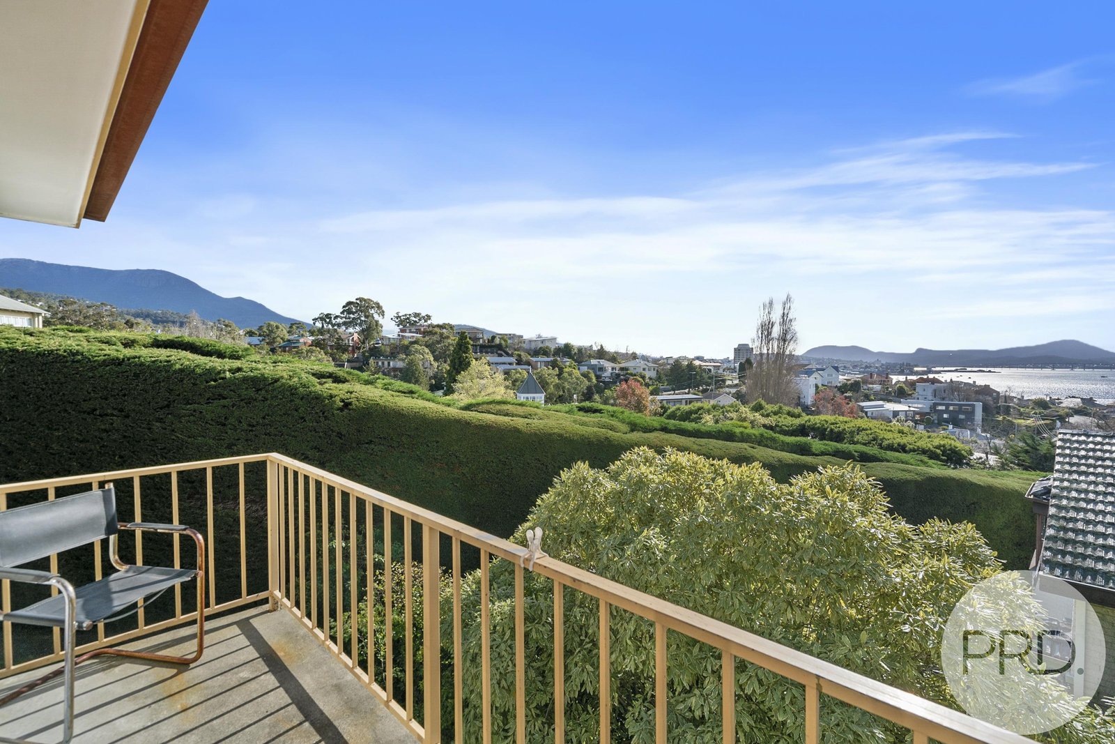 2/13 Cedar Court SANDY BAY 11