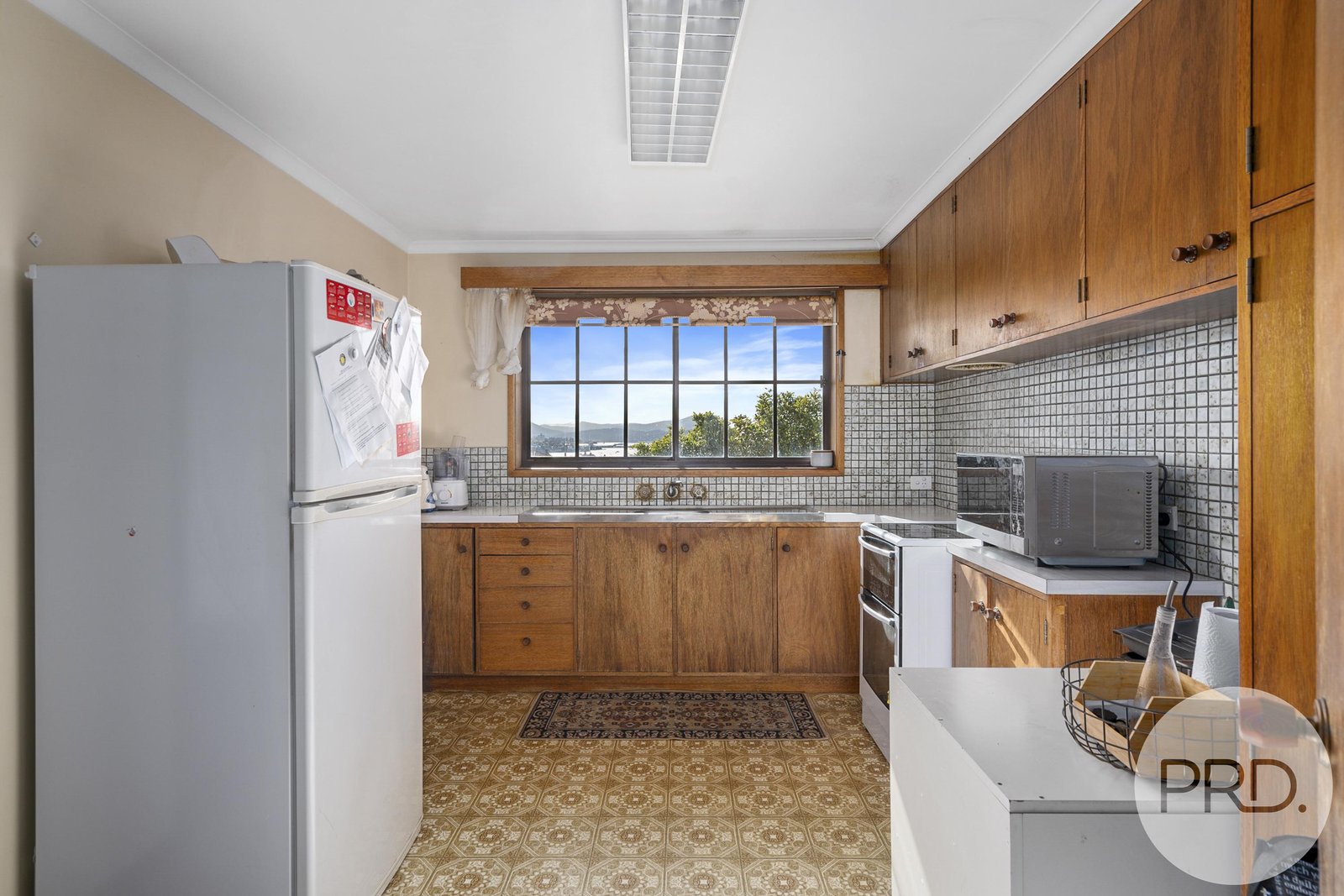 2/13 Cedar Court SANDY BAY 14