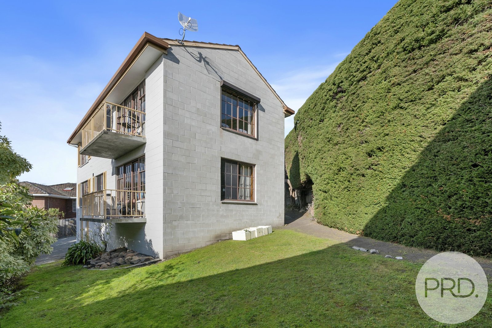 2/13 Cedar Court SANDY BAY 25