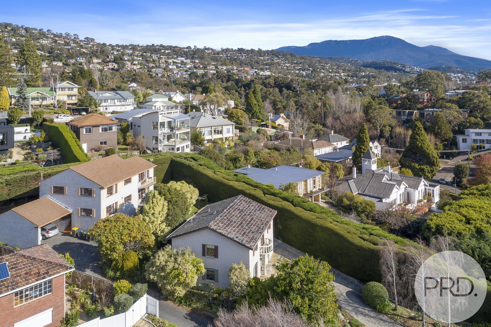 2/13 Cedar Court SANDY BAY 26