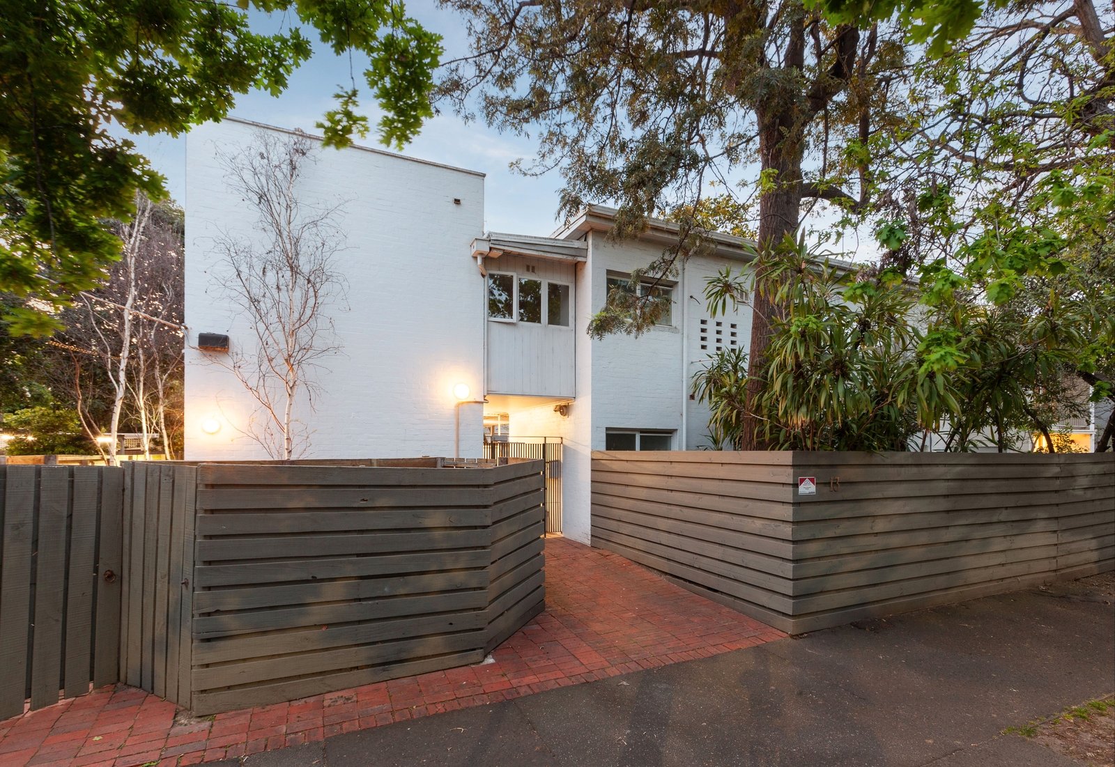 Real Estate and Property in 2/13 Clendon Road, Armadale, VIC