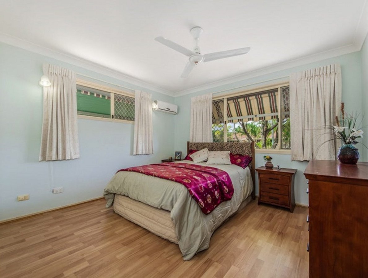 2/13 Elwood Court Burleigh Waters 7