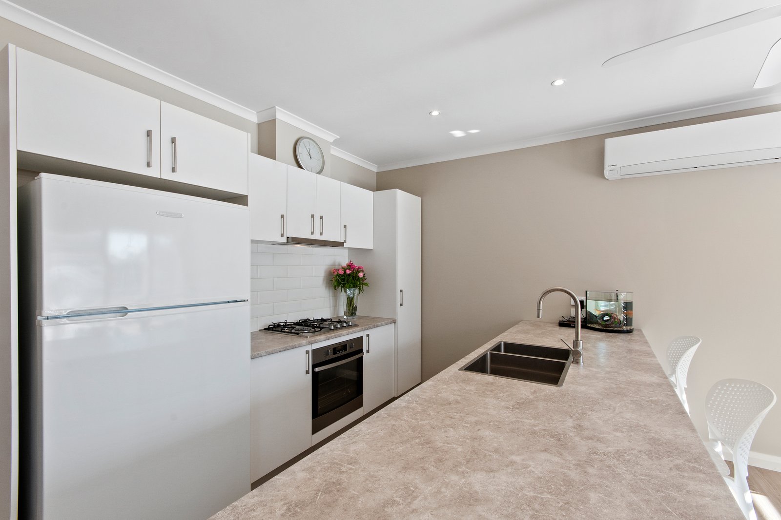Gallery: 2/13 Fraser Street