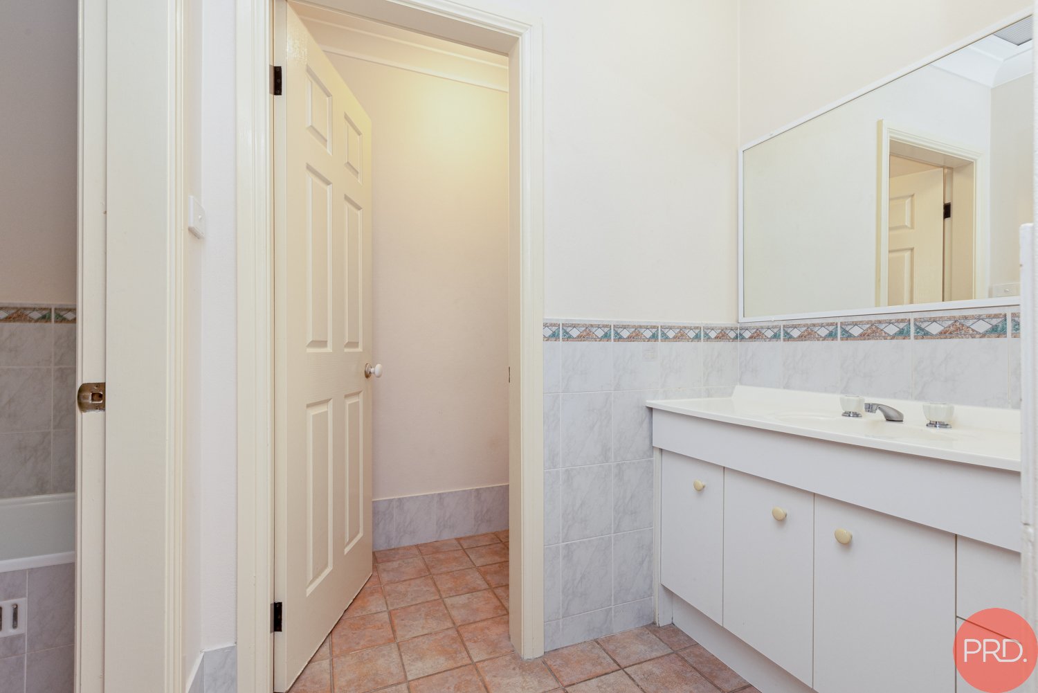 2/13 George Street LARGS 8