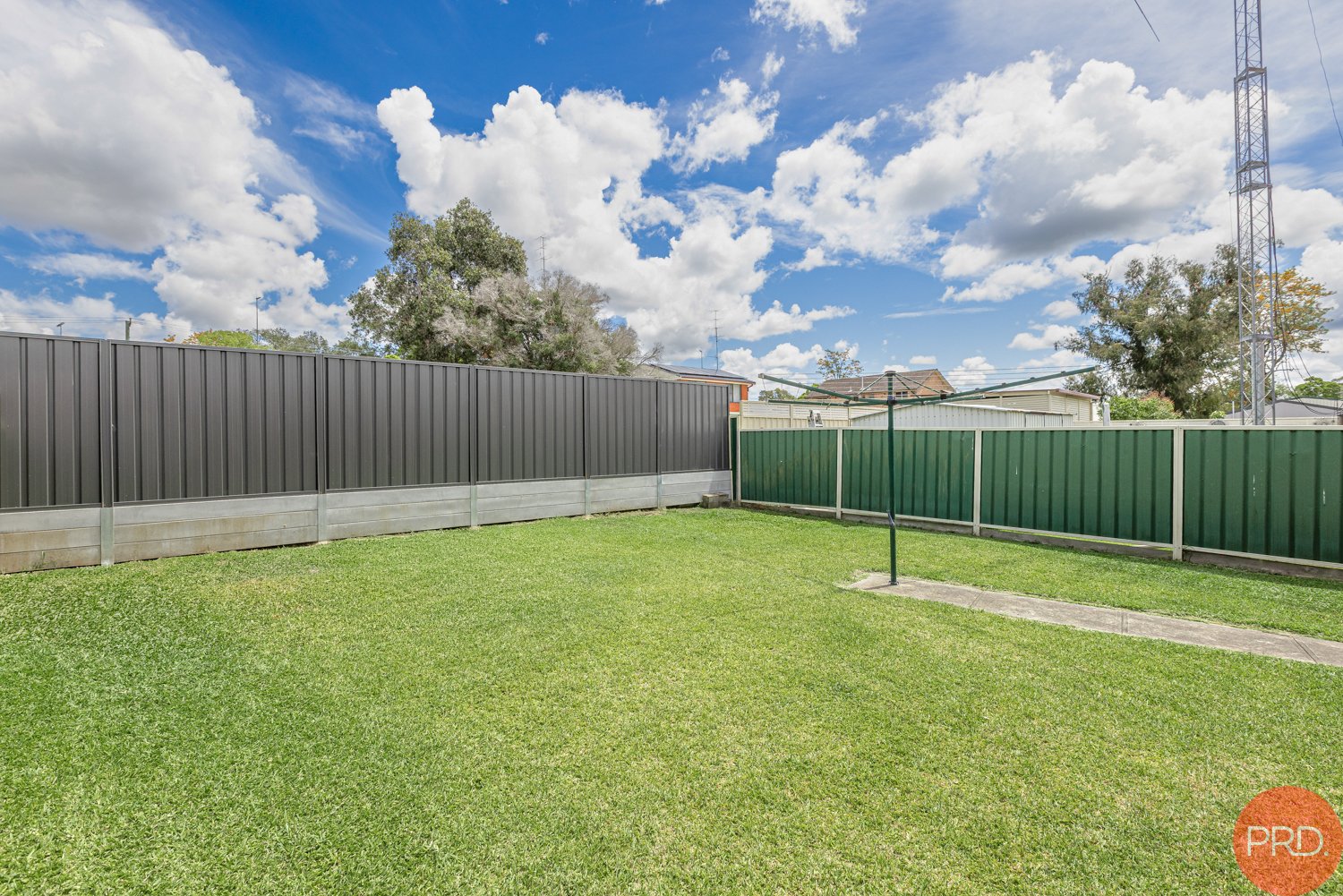 2/13 George Street LARGS 16