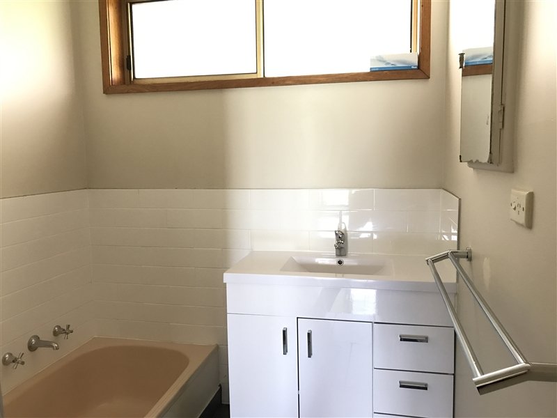 213 Holdsworth Road NORTH BENDIGO 5