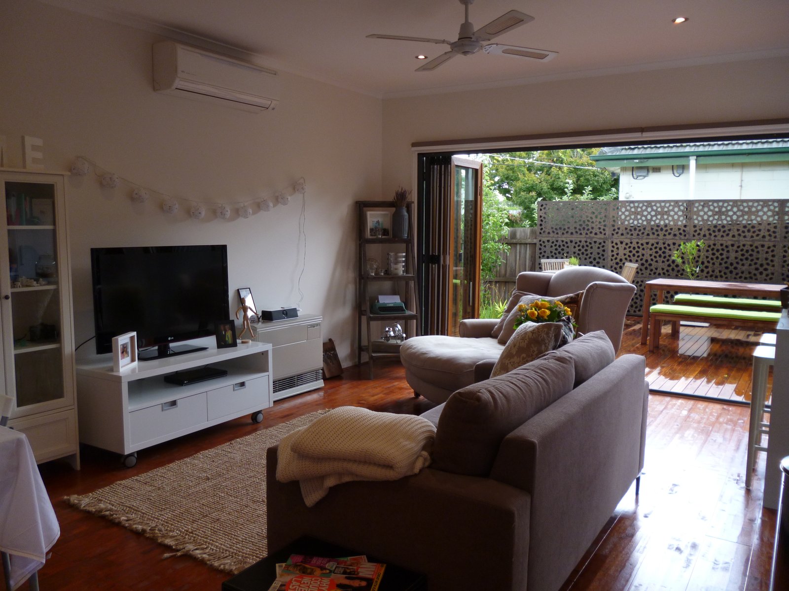 Gallery: 2/13 Horsmunden Road