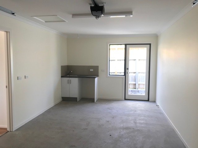 2/13 Lewan Avenue KINGSTON 9