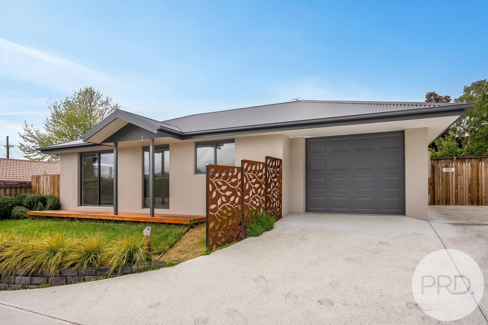 2/13 Lewan Avenue KINGSTON 1