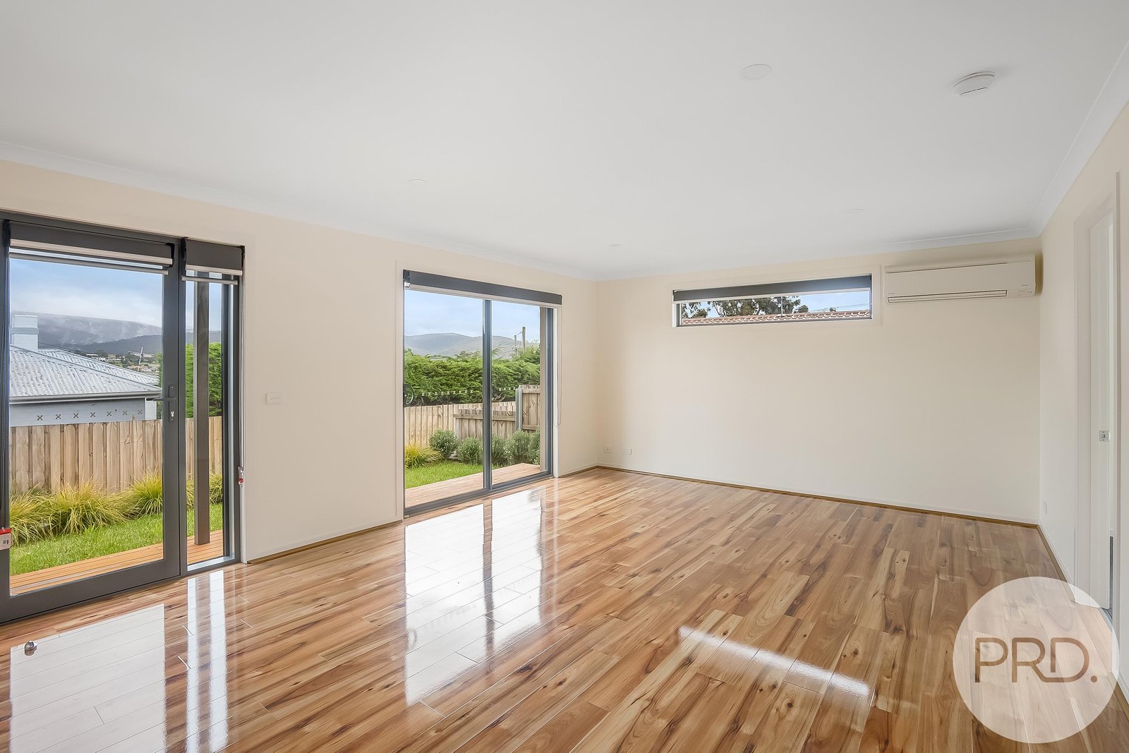 2/13 Lewan Avenue KINGSTON 3