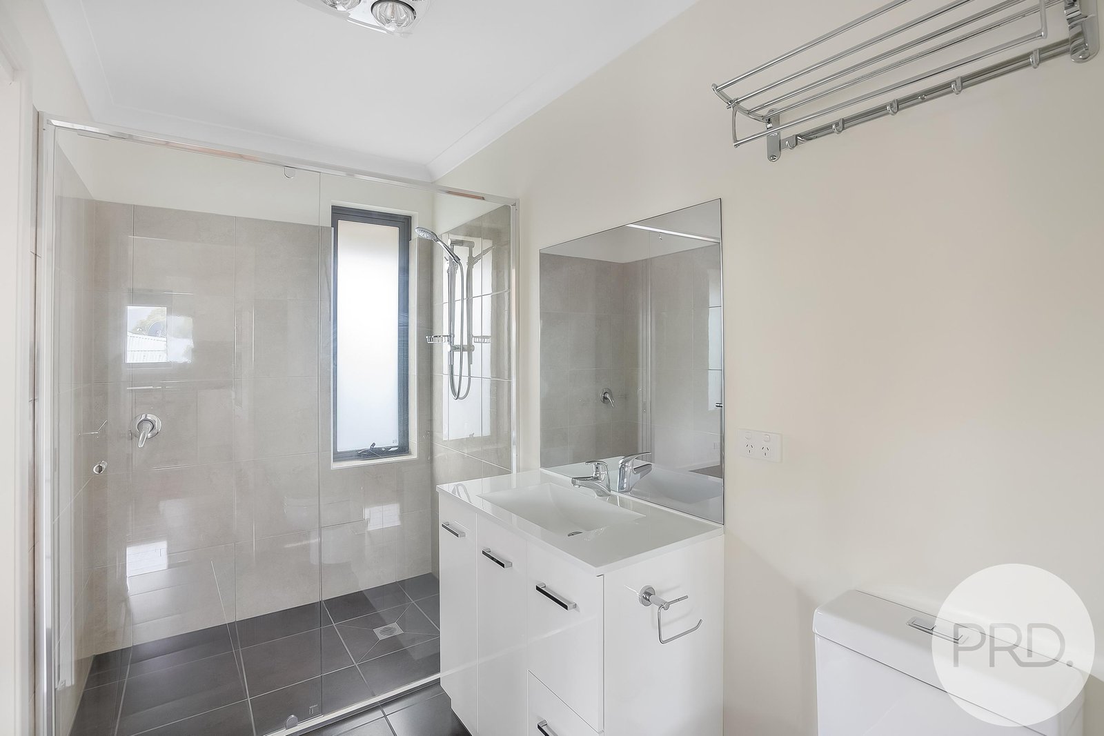 2/13 Lewan Avenue KINGSTON 7