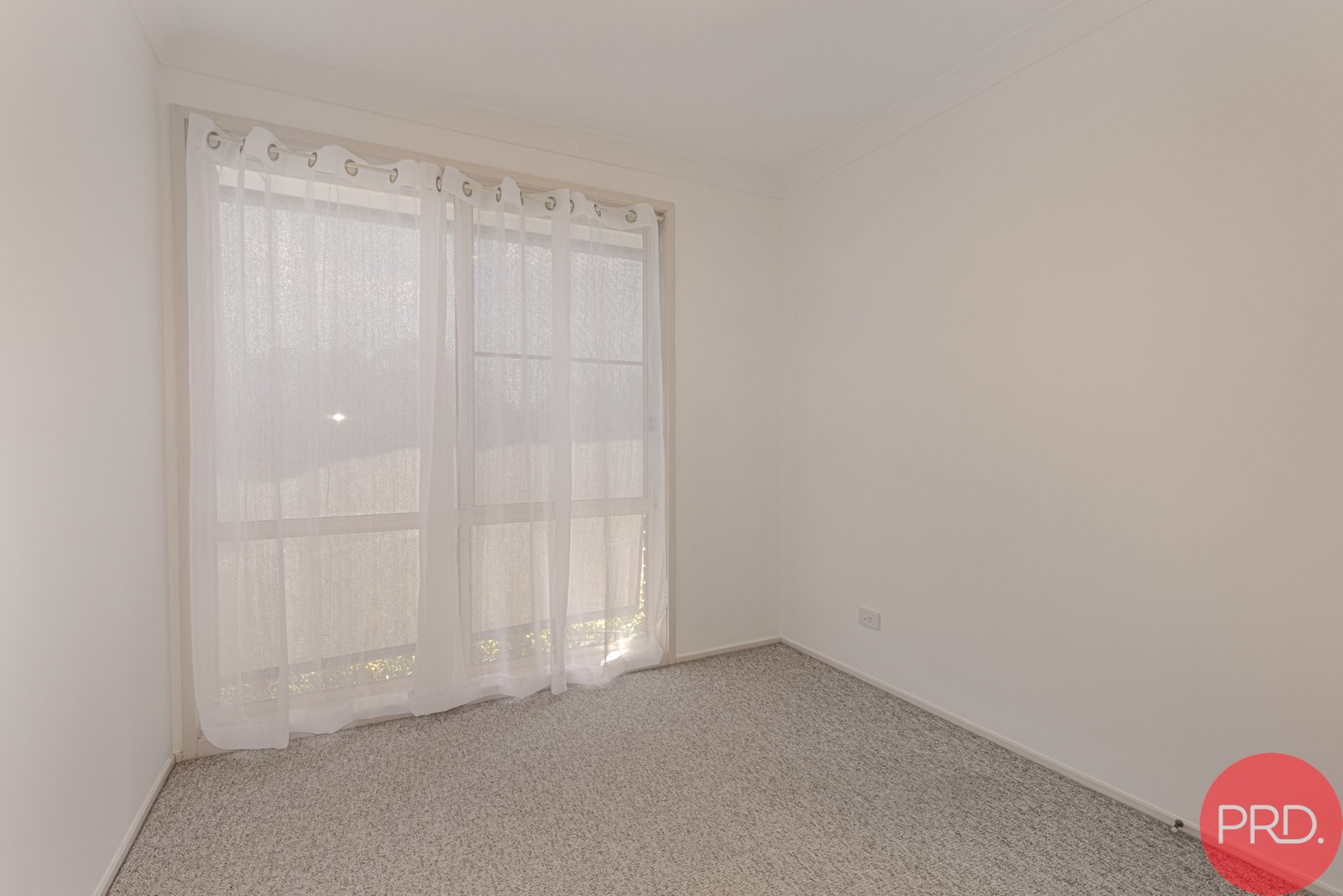 2/13 Lilly Pilly Drive MARYLAND 3