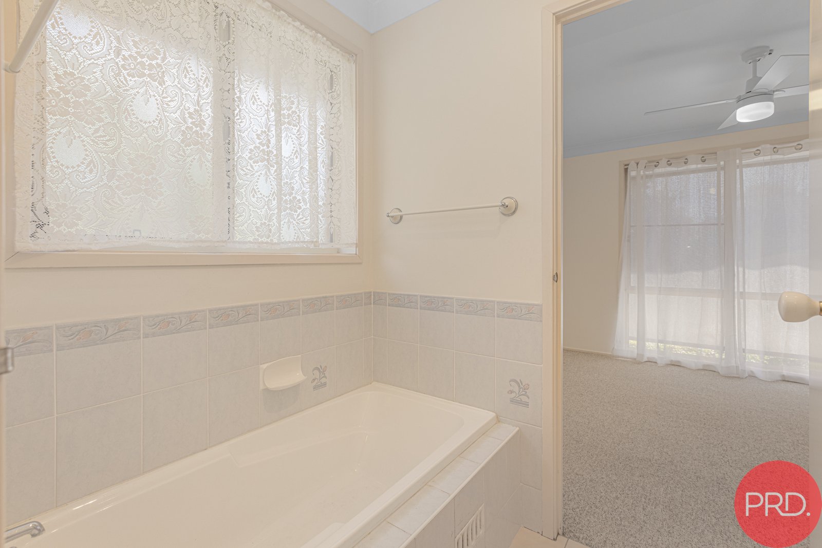 2/13 Lilly Pilly Drive MARYLAND 9