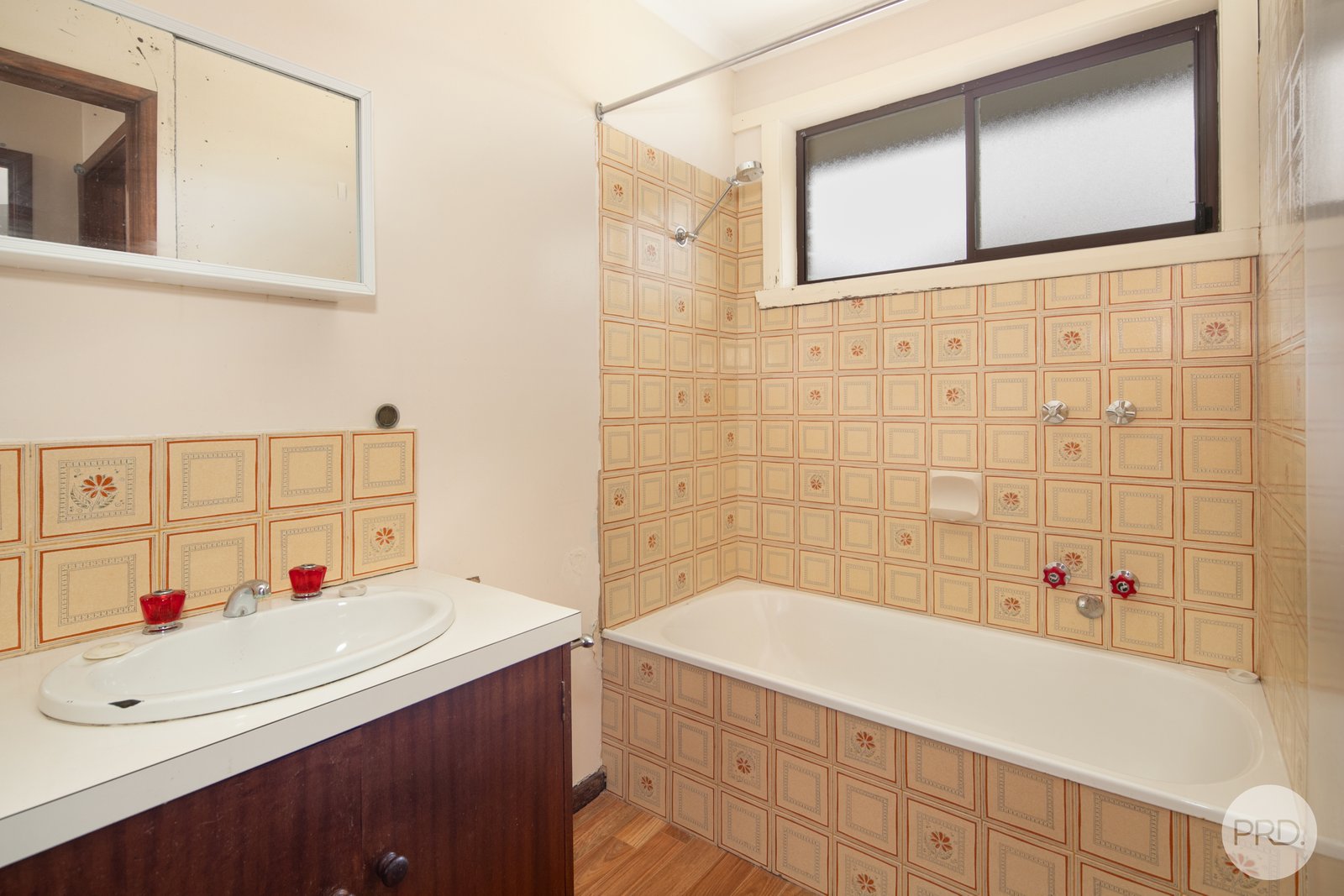 2/13 Midlands Drive BALLARAT NORTH 8