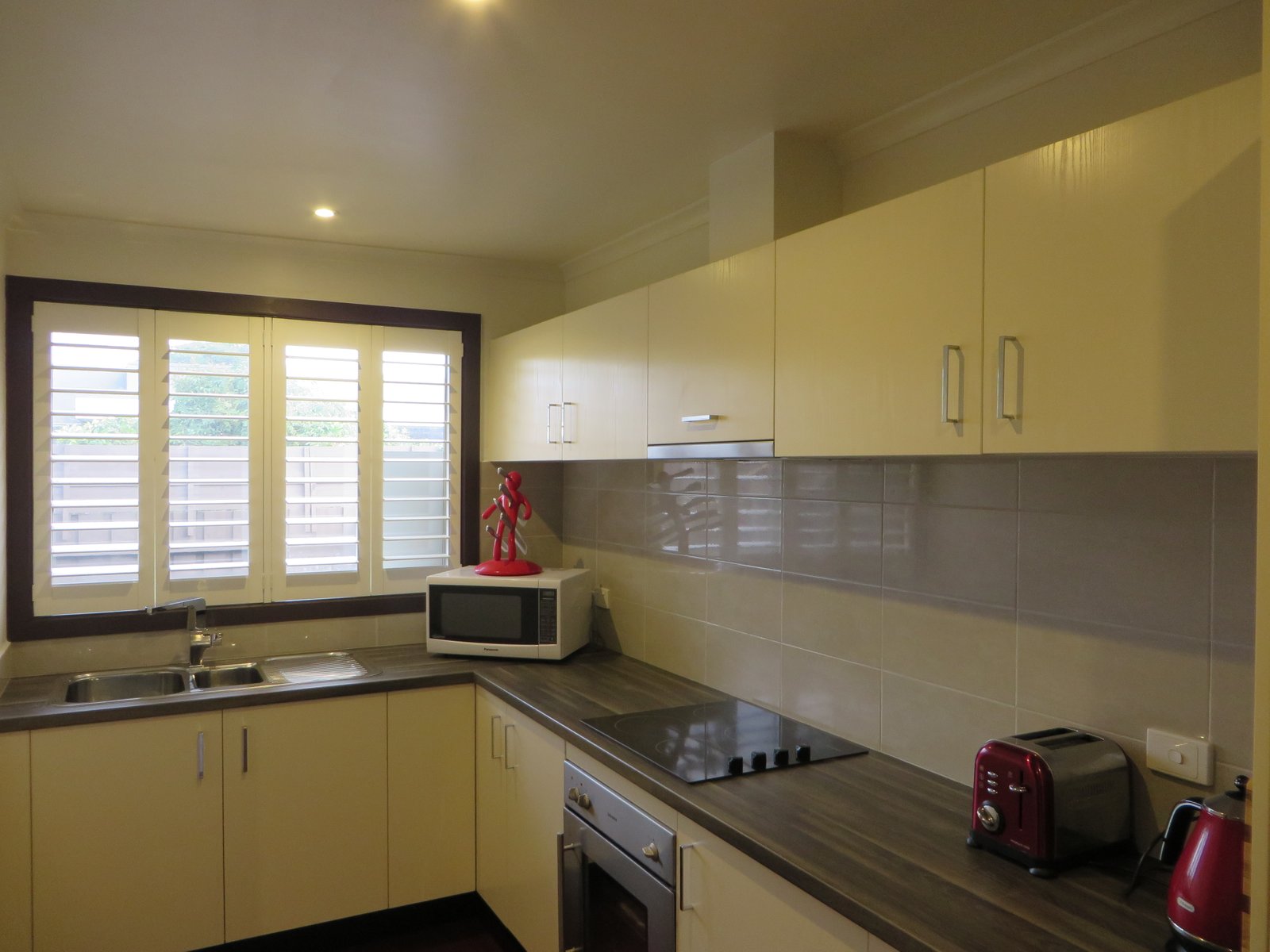 Gallery: 2/13 Muir Street