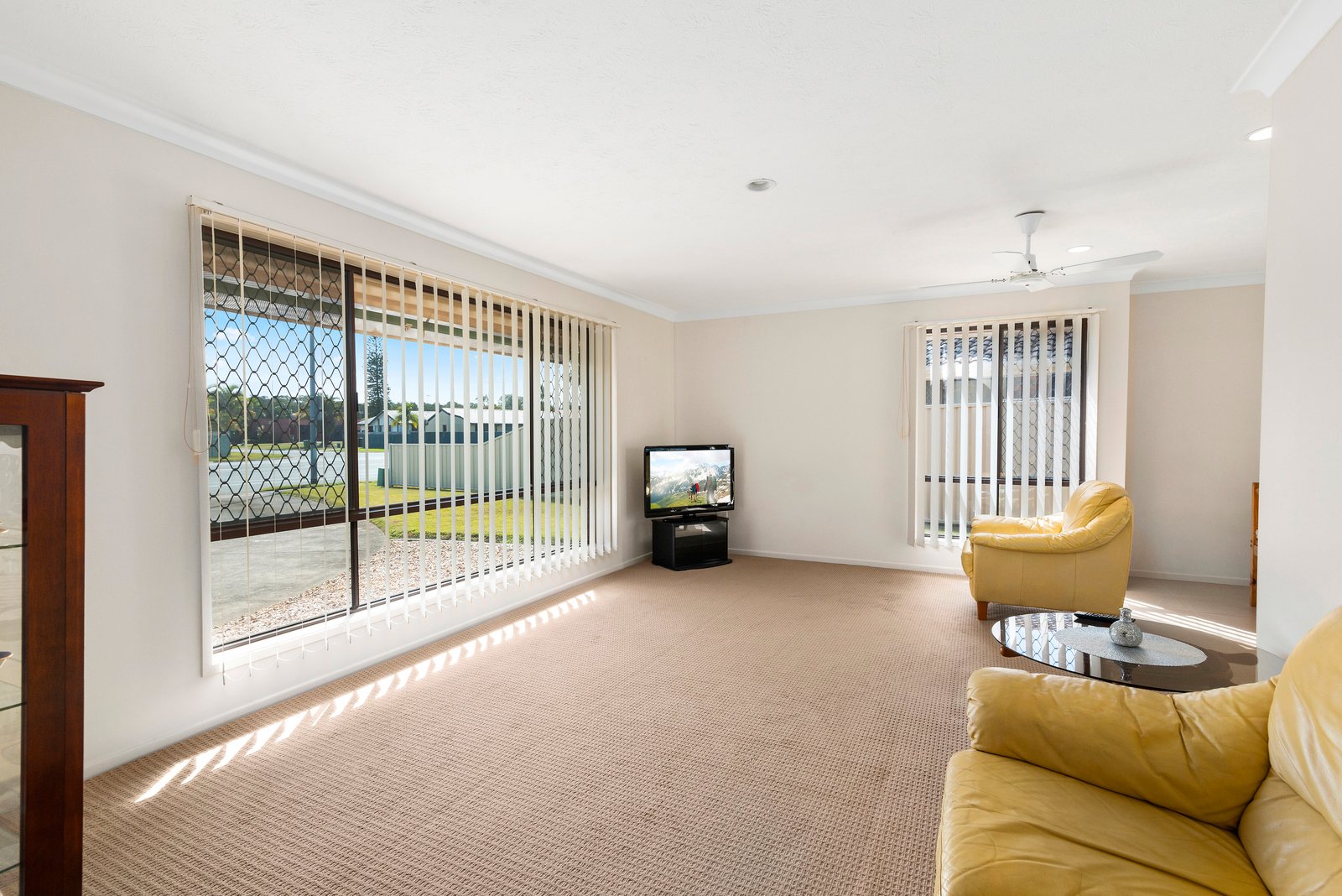 213 Nineteenth Avenue ELANORA 3