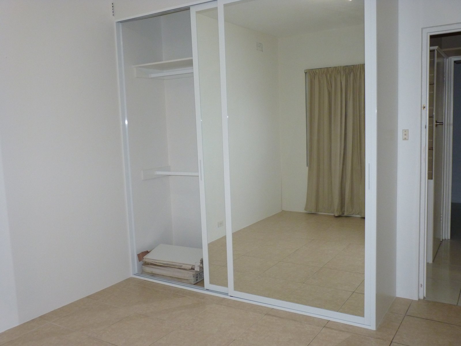 2/13 Ocean Street KOGARAH 7