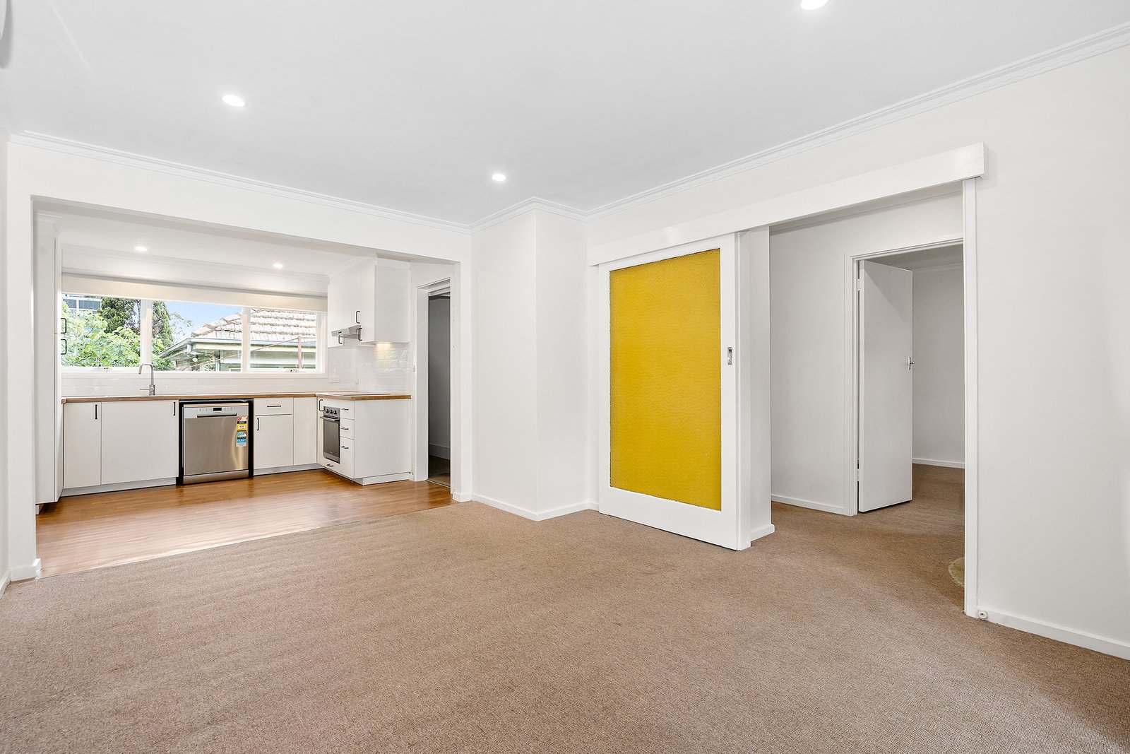 Real Estate and Property in 2/13 Poplar Street, Box Hill, VIC