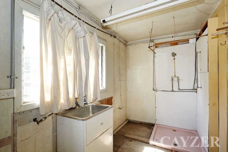 Gallery: 213 Richardson Street