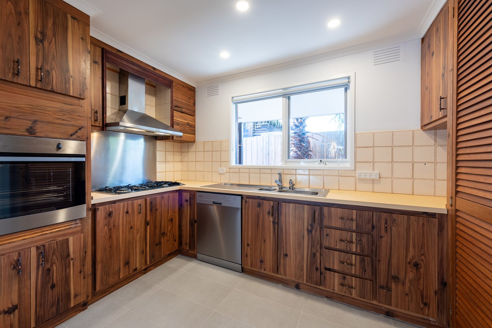 Gallery: 2/13 Richardson Street
