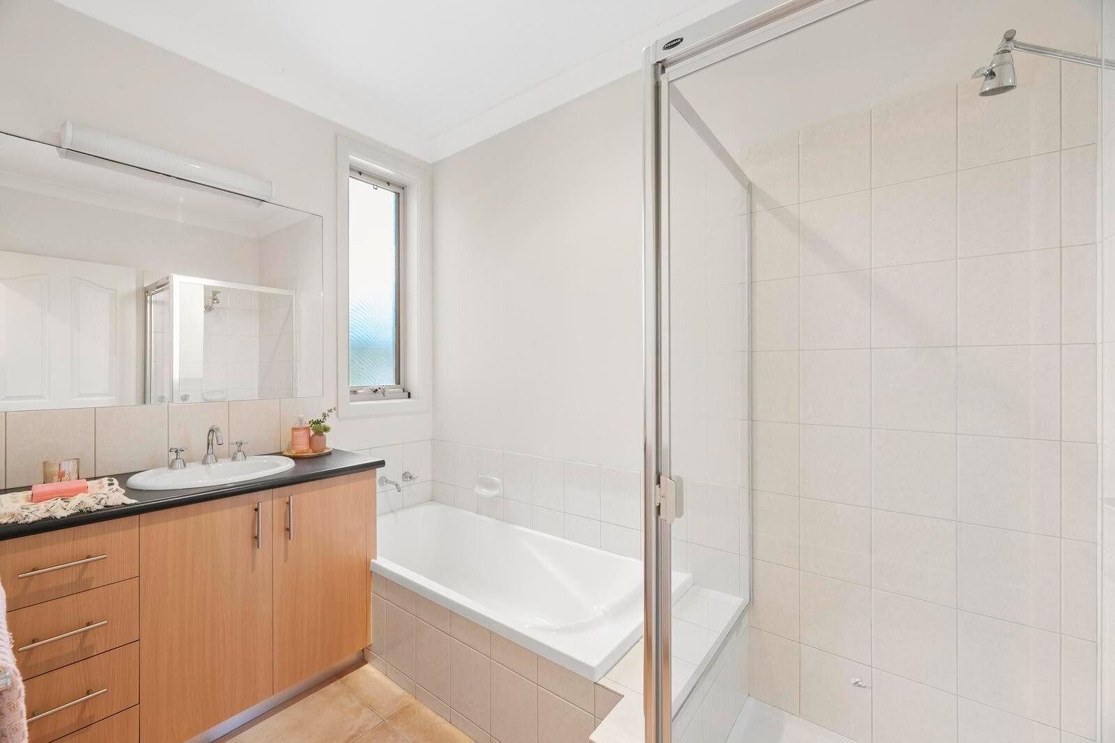 Real Estate and Property in 2/13 River Parade, Barwon Heads, VIC