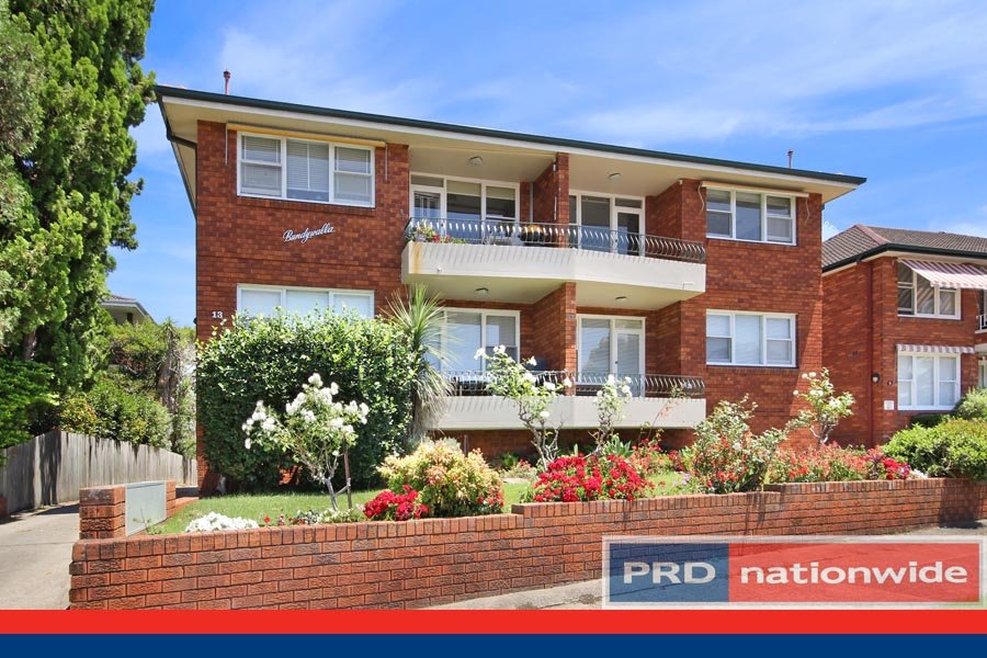 2/13 Rosa Street OATLEY 1