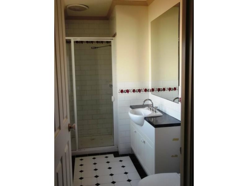 Gallery: 2/13 Salisbury Street
