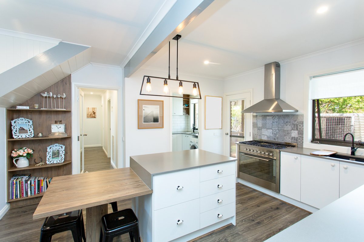 Gallery: 213 Simpson Street