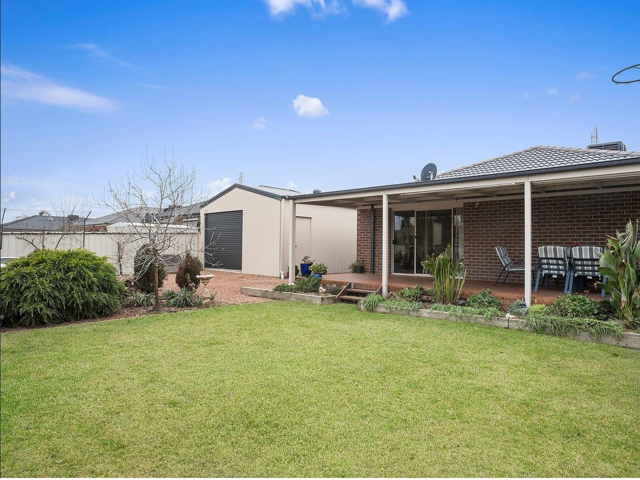 213 Station Street EPSOM 12
