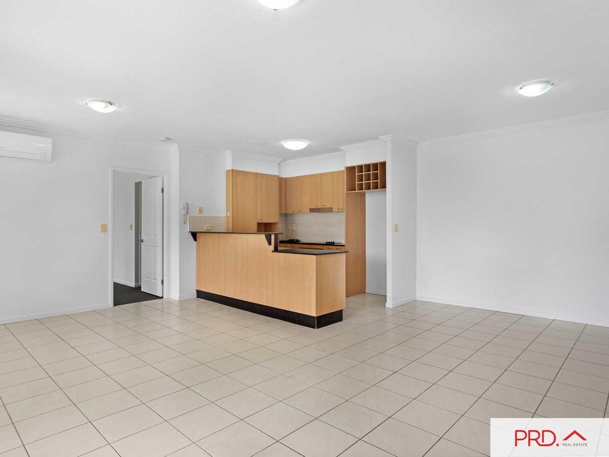 2/13 Stephens Street Burleigh Heads 5