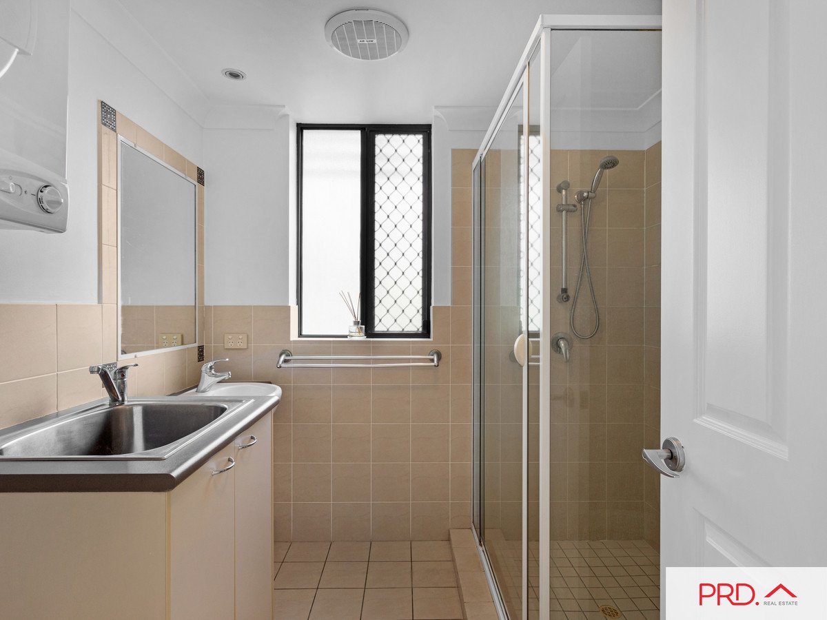 2/13 Stephens Street Burleigh Heads 11