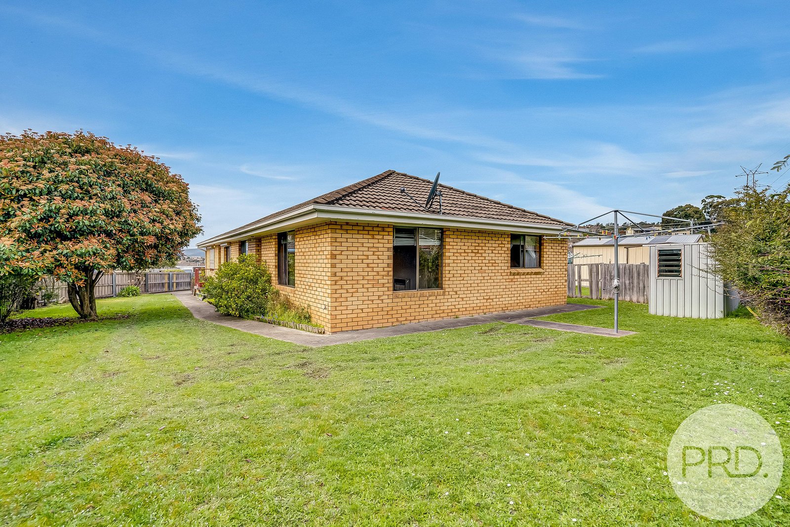 2/13 Sunlea Place GLENORCHY 1